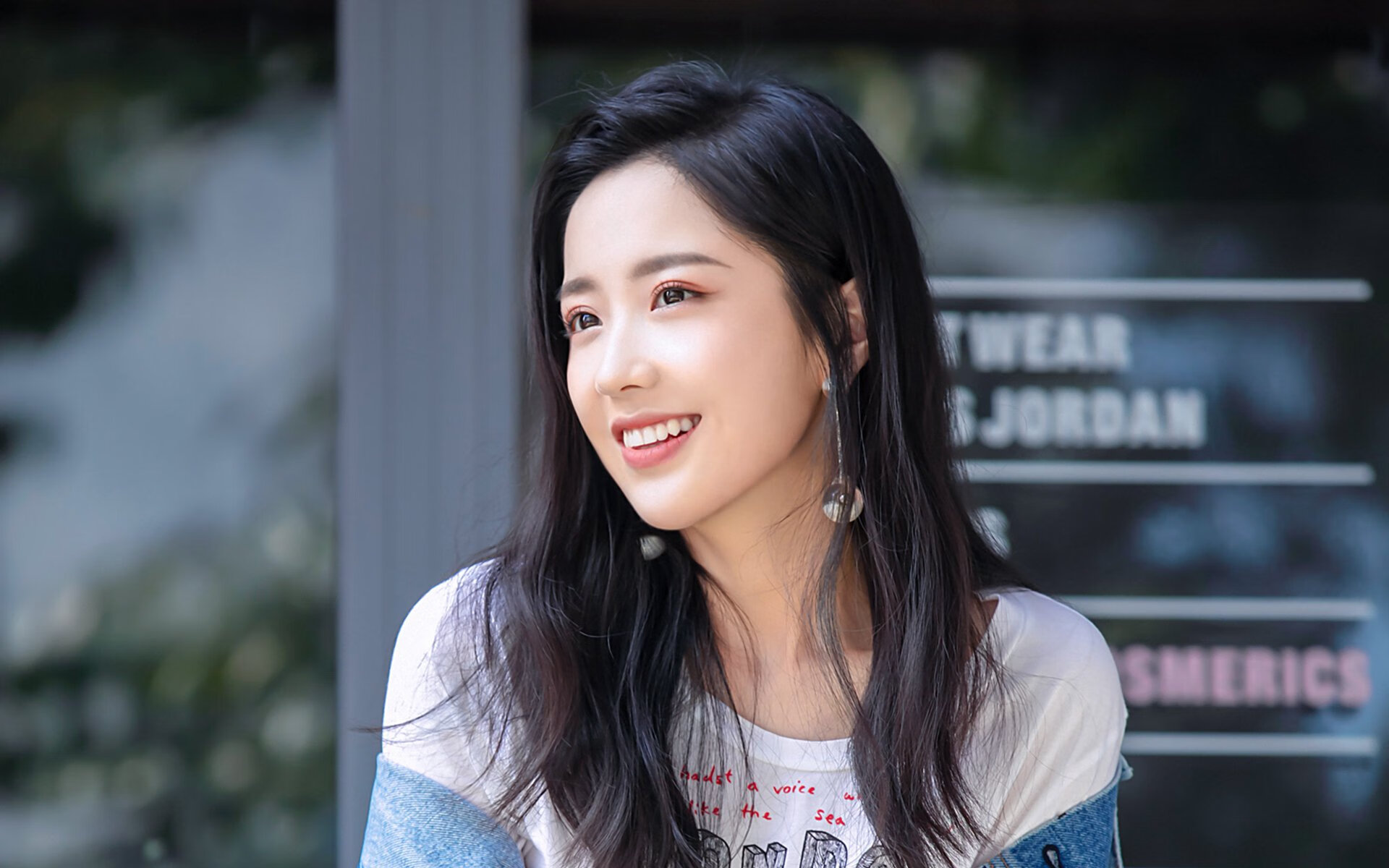 马拉松补给站布局优化提升选手体验,马拉松补给站都有什么